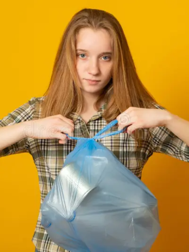From Ocean to Art: The Rise of Plastic Pollution Awareness Through Creativity”